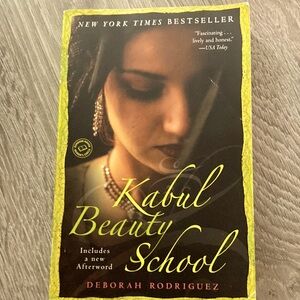 Kabul Beauty School soft cover